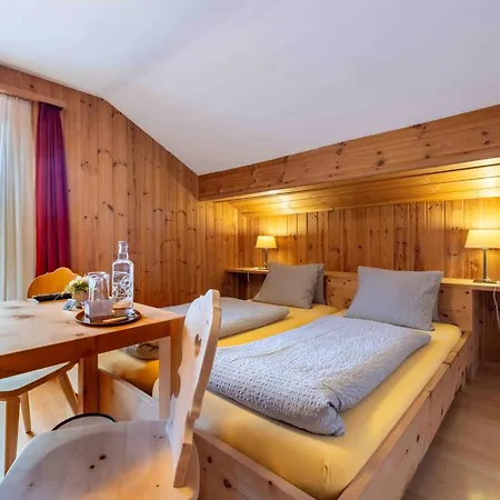 Garni Alpenrose - Grusaida Inn