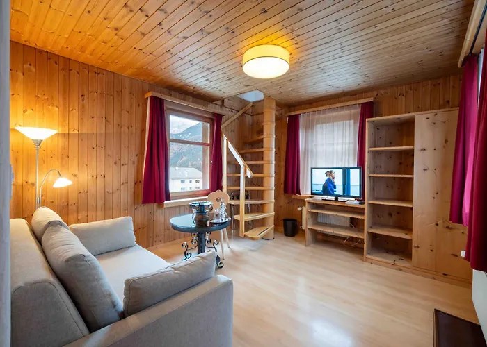 Garni Alpenrose - Grusaida 2*