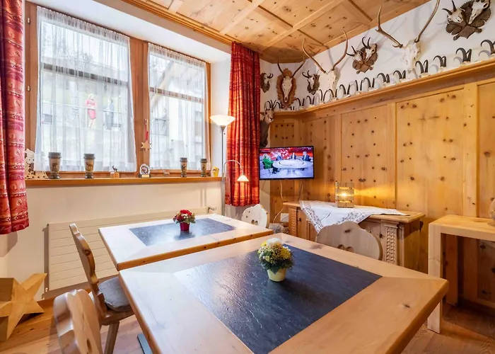 Garni Alpenrose - Grusaida Scuol