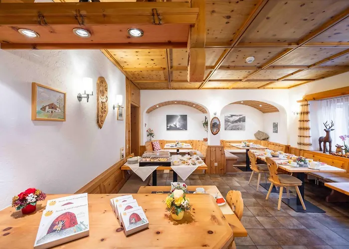 Inn Garni Alpenrose - Grusaida 2*