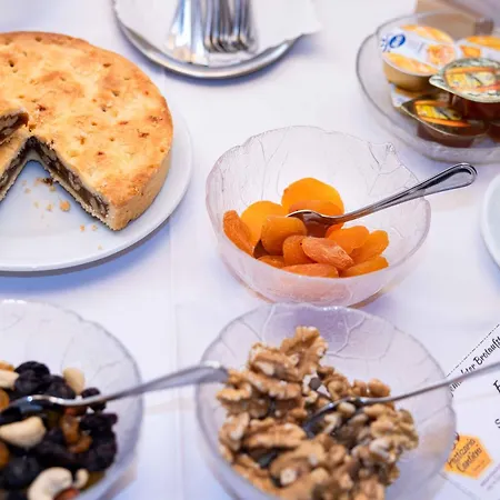 加尼奥朋洛斯-格鲁赛达比in管 宾馆 2*